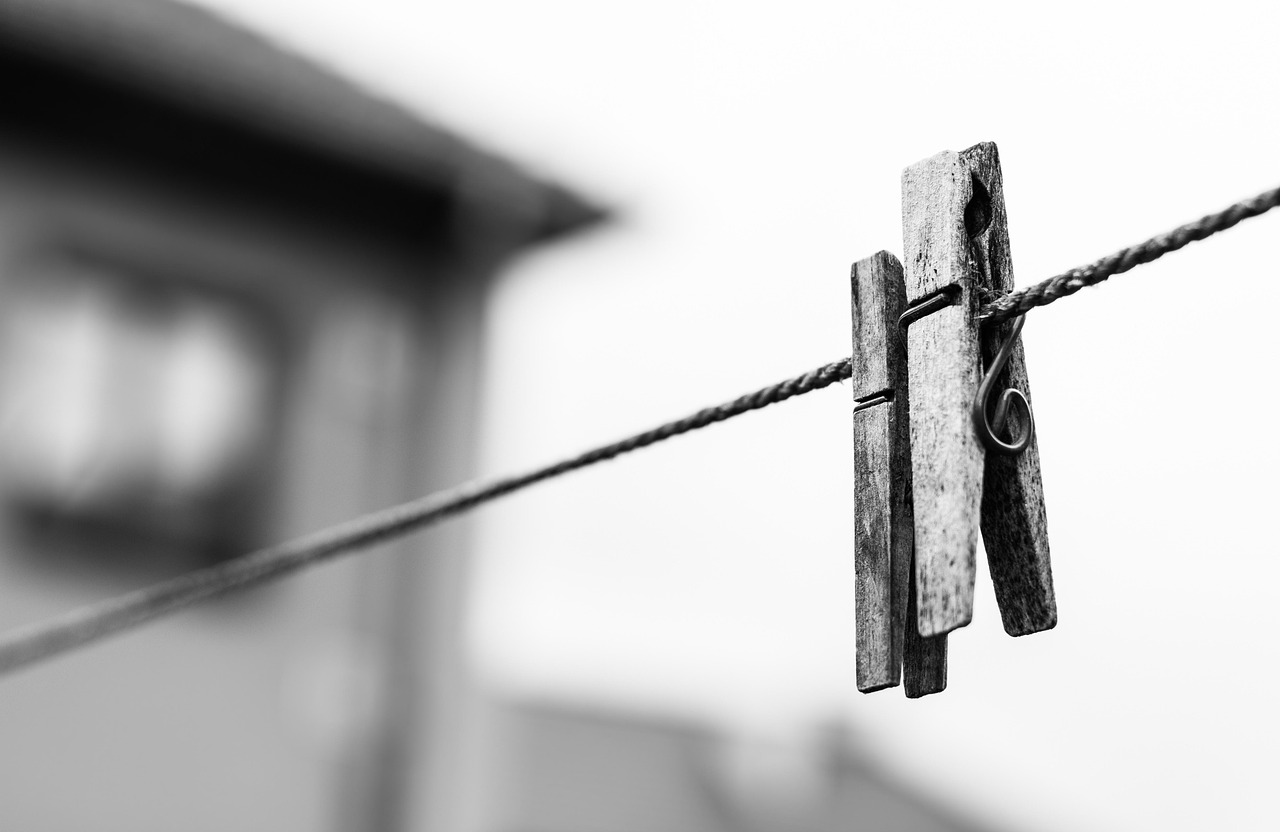 4月色戒，情感与人性深度探索的电影赏析